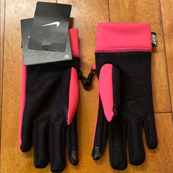 COPY - Youth Tech Glove - Picture 2 of 4